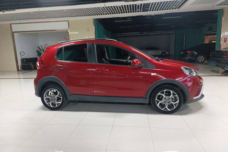 Used Geely Auto Vision X1 2017 1.3L Automatic Fun Edition Exterior 2