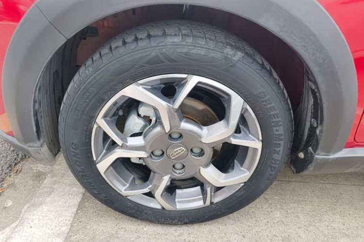 Used Geely Auto Vision X1 2017 1.3L Automatic Fun Edition Exterior 2