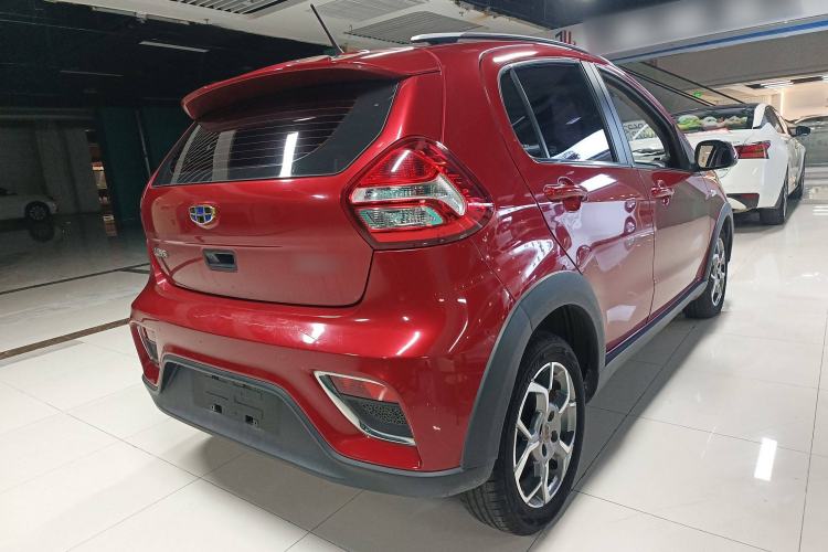 Used Geely Auto Vision X1 2017 1.3L Automatic Fun Edition Exterior 3