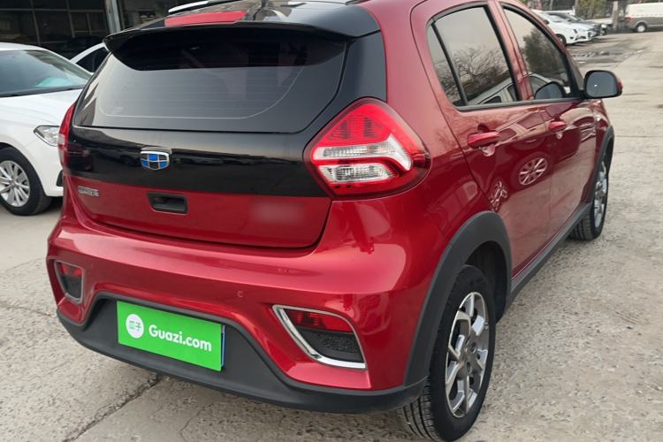 Used Geely Auto Vision X1 2017 1.3L Manual Frenzy Edition Exterior 3