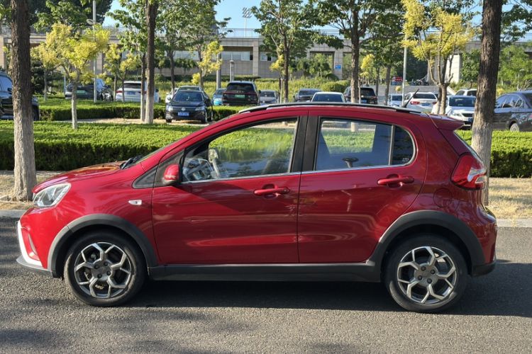 Used Geely Auto Vision X1 2017 1.3L Automatic Fun Edition Exterior 3