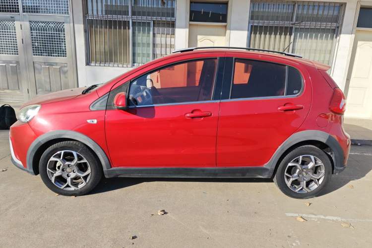 Used Geely Auto Vision X1 2017 1.3L Automatic Fun Edition Exterior 3