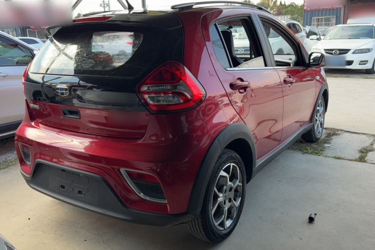 Used Geely Auto Vision X1 2017 1.3L Automatic Player Edition Exterior 4