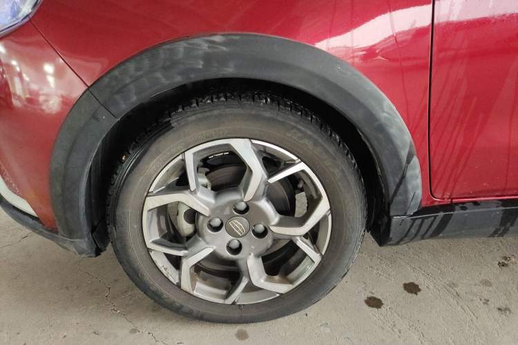 Used Geely Auto Vision X1 2017 1.3L Automatic Fun Edition Exterior 4