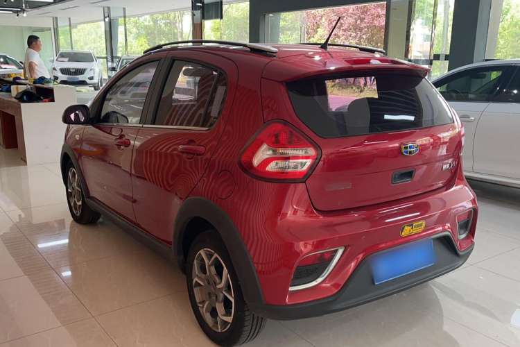Used Geely Auto Vision X1 2017 1.3L Automatic Fun Edition Exterior 5