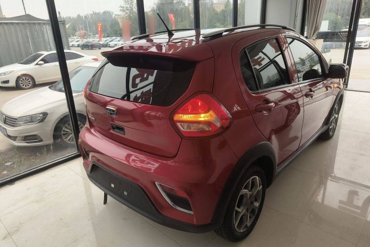 Used Geely Auto Vision X1 2017 1.3L Manual Frenzy Edition Exterior 5