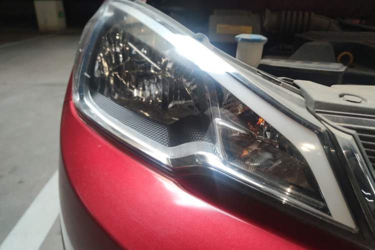 Used Geely Auto Vision X1 2017 1.3L Automatic Player Edition Exterior 6