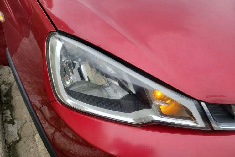 Used Geely Auto Vision X1 2017 1.3L Automatic Player Edition Exterior 6