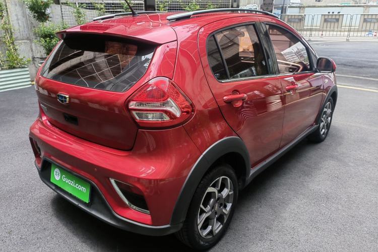 Used Geely Auto Vision X1 2017 1.3L Automatic Fun Edition Exterior 9