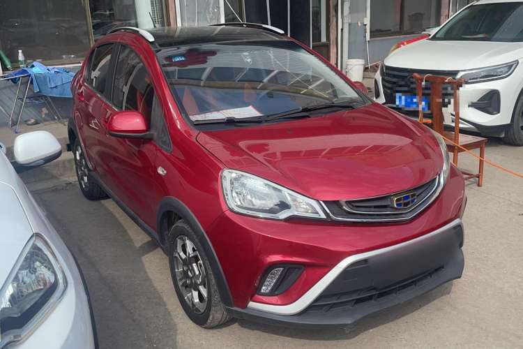 Used Geely Auto Vision X1 2017 1.3L Automatic Player Edition Front Right 45 Deg