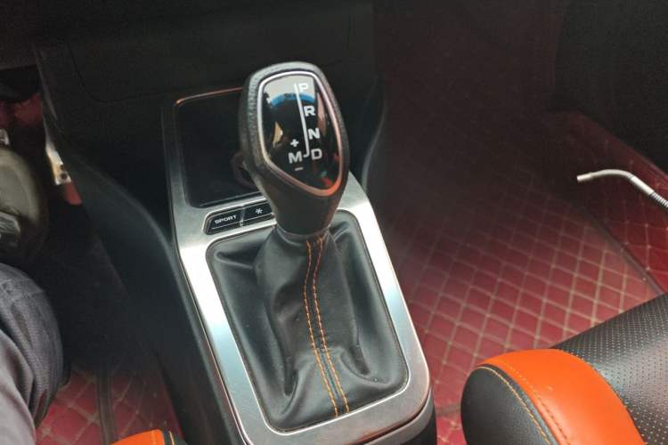 Used Geely Auto Vision X1 2017 1.3L Automatic Player Edition Gear Lever