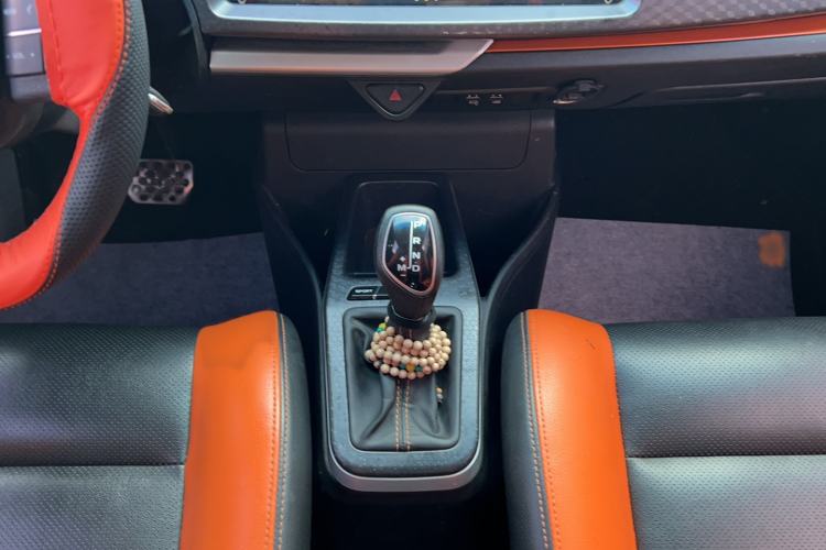 Used Geely Auto Vision X1 2017 1.3L Automatic Player Edition Gear Lever