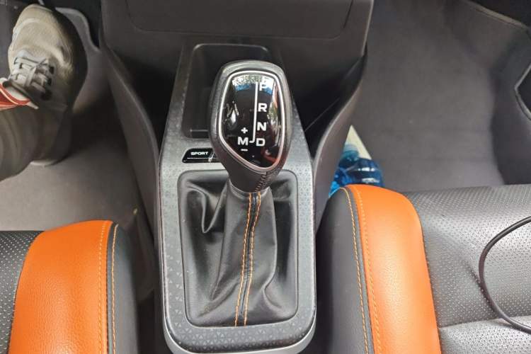 Used Geely Auto Vision X1 2017 1.3L Automatic Player Edition Gear Lever