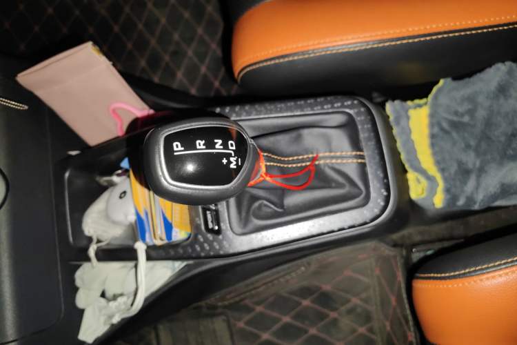 Used Geely Auto Vision X1 2017 1.3L Automatic Player Edition Gear Lever