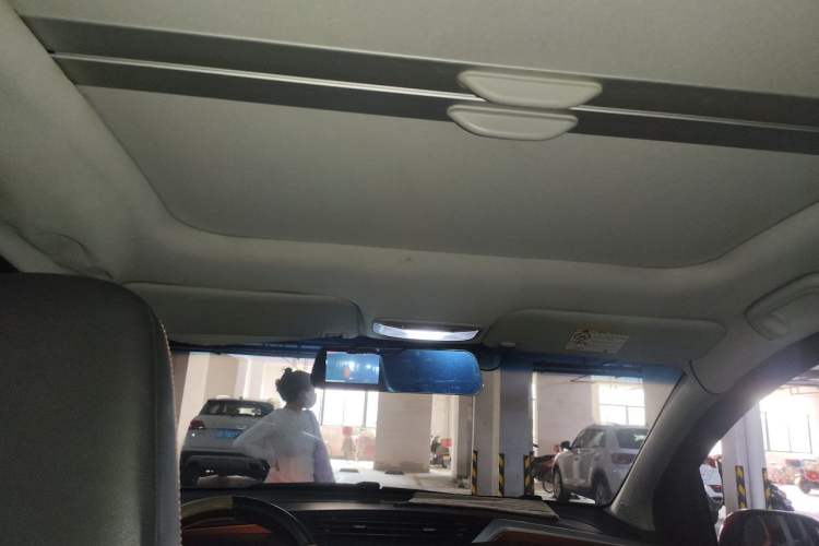 Used Geely Auto Vision X1 2017 1.3L Automatic Player Edition Headliner