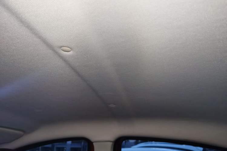 Used Geely Auto Vision X1 2017 1.3L Automatic Fun Edition Headliner