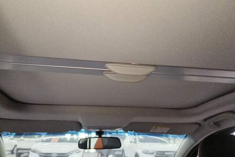 Used Geely Auto Vision X1 2017 1.3L Automatic Player Edition Headliner