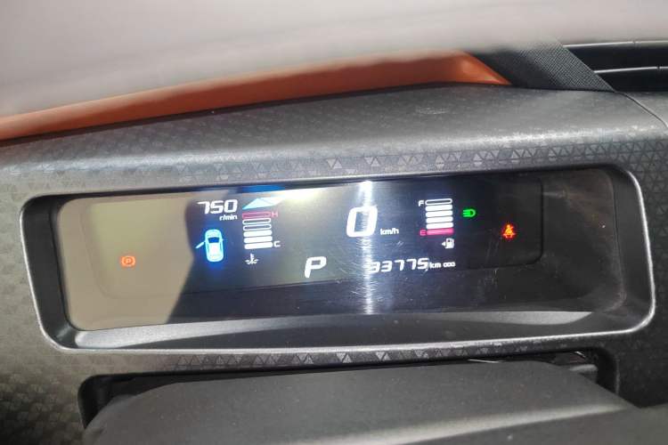 Used Geely Auto Vision X1 2017 1.3L Automatic Fun Edition Instrument Cluster