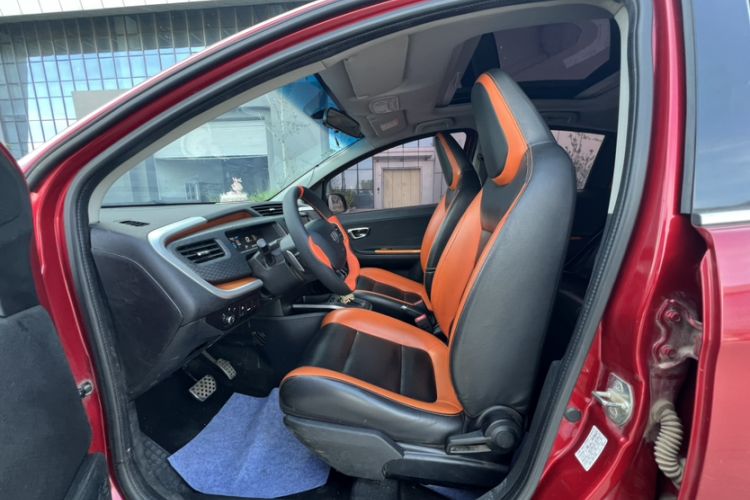Used Geely Auto Vision X1 2017 1.3L Automatic Player Edition Interior 2