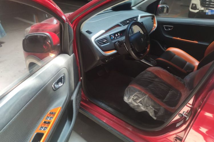 Used Geely Auto Vision X1 2017 1.3L Automatic Player Edition Interior 3