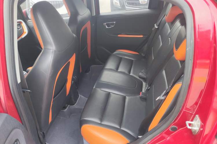 Used Geely Auto Vision X1 2017 1.3L Automatic Player Edition Interior 3