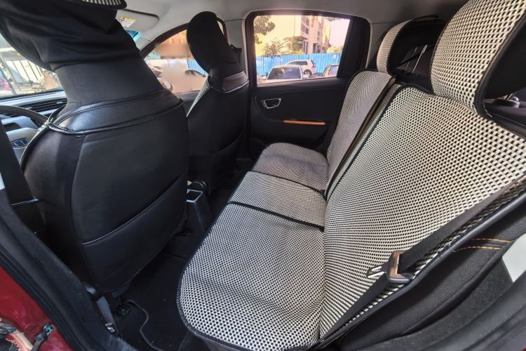 Used Geely Auto Vision X1 2017 1.3L Automatic Fun Edition Interior 3
