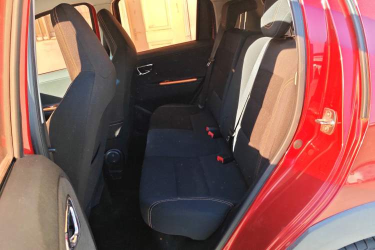 Used Geely Auto Vision X1 2017 1.3L Automatic Fun Edition Interior 4