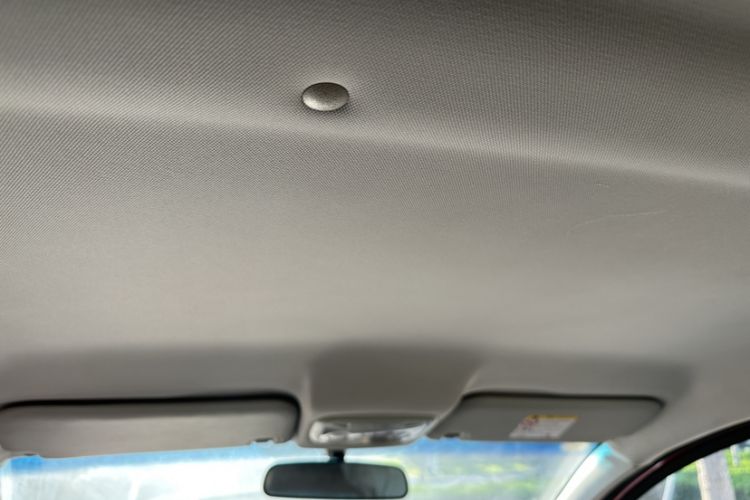 Used Geely Auto Vision X1 2017 1.3L Automatic Fun Edition Interior 6