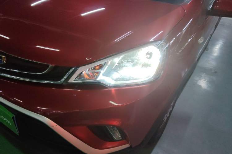 Used Geely Auto Vision X1 2017 1.3L Automatic Player Edition Left Front Headlight