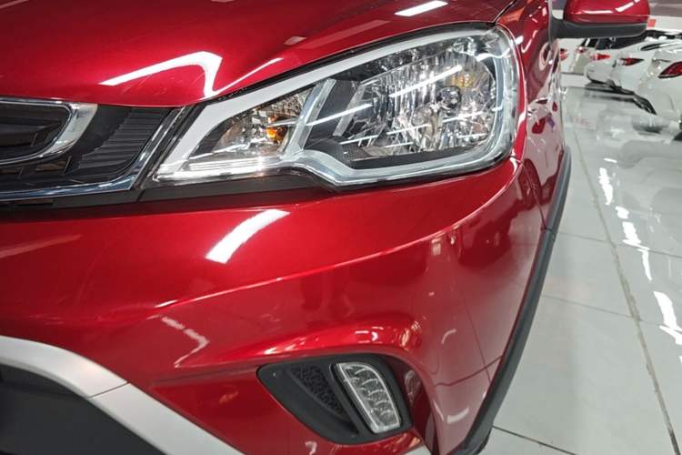 Used Geely Auto Vision X1 2017 1.3L Automatic Player Edition Left Front Headlight