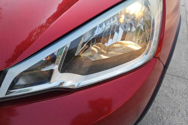 Used Geely Auto Vision X1 2017 1.3L Manual Frenzy Edition Left Front Headlight