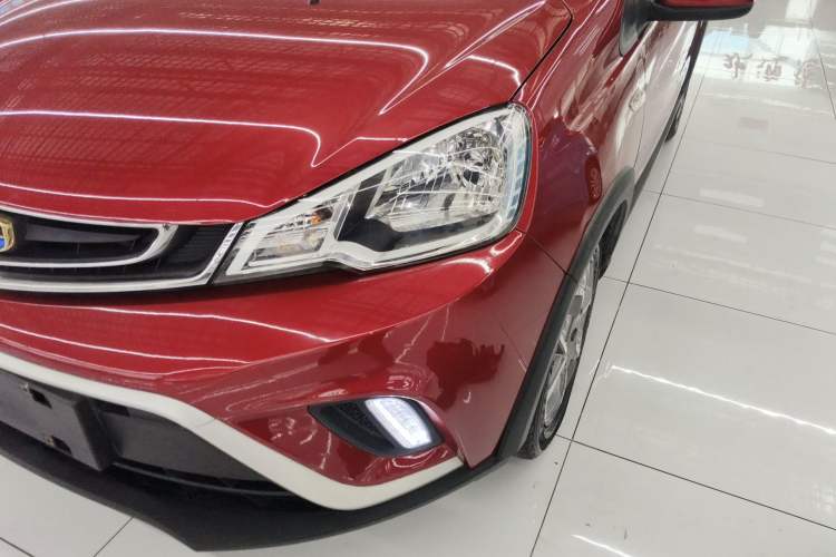 Used Geely Auto Vision X1 2017 1.3L Automatic Player Edition Left Front Headlight