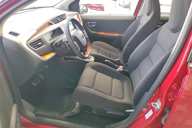 Used Geely Auto Vision X1 2017 1.3L Automatic Fun Edition Left Front Seat