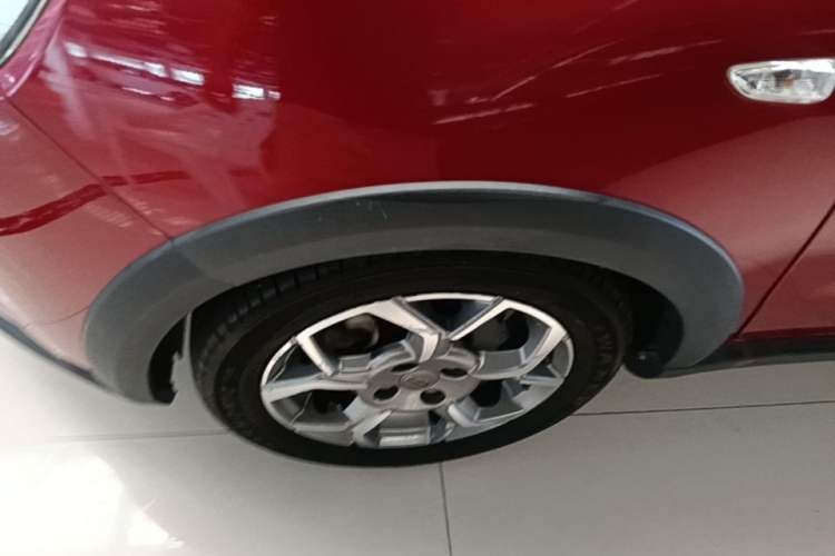 Used Geely Auto Vision X1 2017 1.3L Automatic Player Edition Left Front Wheel Hub