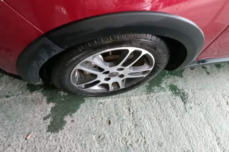 Used Geely Auto Vision X1 2017 1.3L Automatic Player Edition Left Front Wheel Hub