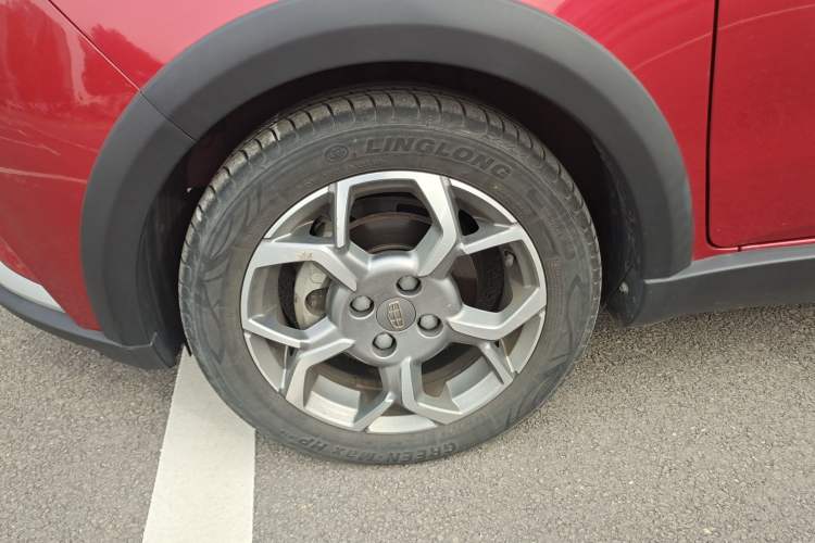 Used Geely Auto Vision X1 2017 1.3L Automatic Player Edition Left Front Wheel Hub