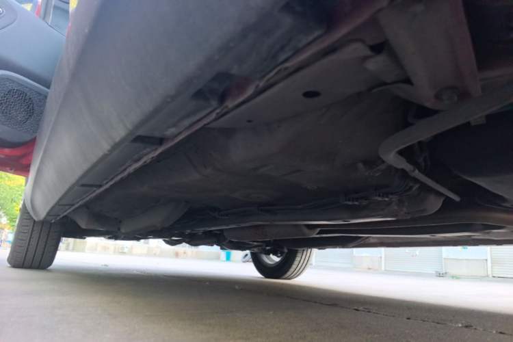 Used Geely Auto Vision X1 2017 1.3L Automatic Player Edition Left Side Sill
