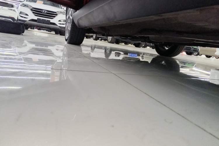 Used Geely Auto Vision X1 2017 1.3L Automatic Player Edition Left Side Sill