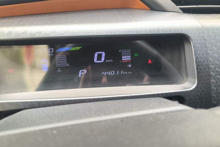 Used Geely Auto Vision X1 2017 1.3L Automatic Player Edition Odometer Close Up
