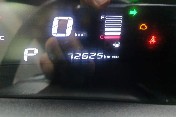 Used Geely Auto Vision X1 2017 1.3L Automatic Fun Edition Odometer Close Up
