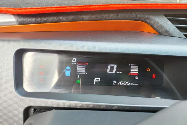 Used Geely Auto Vision X1 2017 1.3L Automatic Fun Edition Odometer Close Up