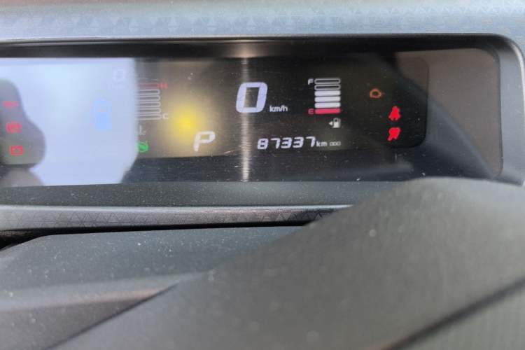 Used Geely Auto Vision X1 2017 1.3L Automatic Player Edition Odometer Close Up