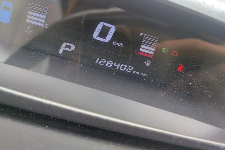 Used Geely Auto Vision X1 2017 1.3L Automatic Player Edition Odometer Close Up
