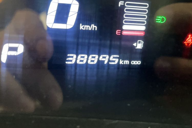 Used Geely Auto Vision X1 2017 1.3L Automatic Fun Edition Odometer Close Up