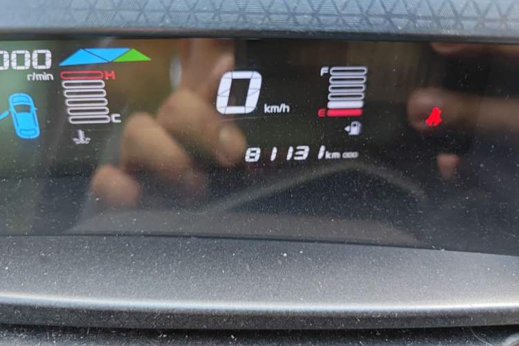Used Geely Auto Vision X1 2017 1.3L Manual Frenzy Edition Odometer Close Up