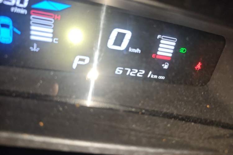 Used Geely Auto Vision X1 2017 1.3L Automatic Fun Edition Odometer Close Up