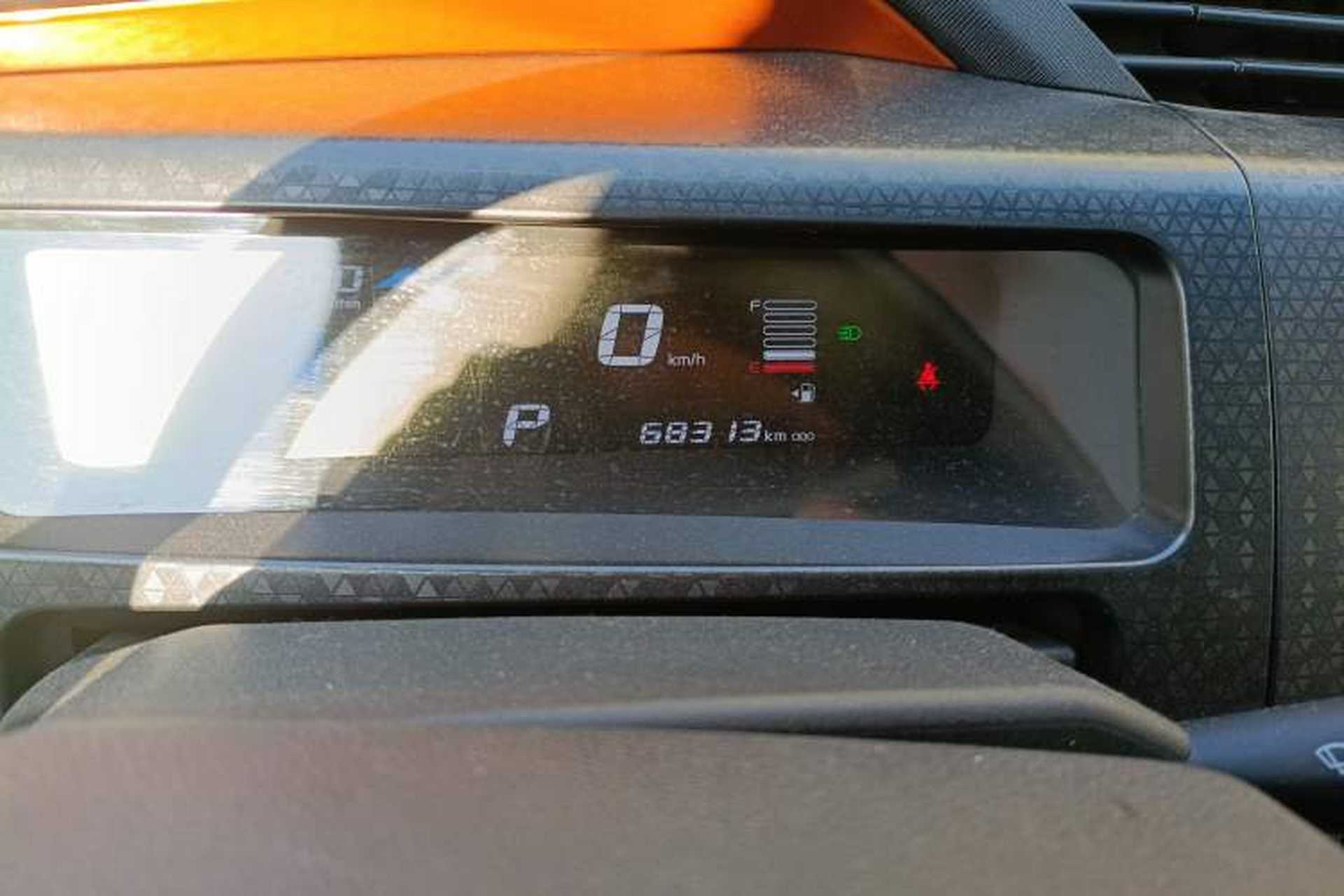 Used Geely Auto Vision X1 2017 1.3L Automatic Player Edition Odometer Close Up