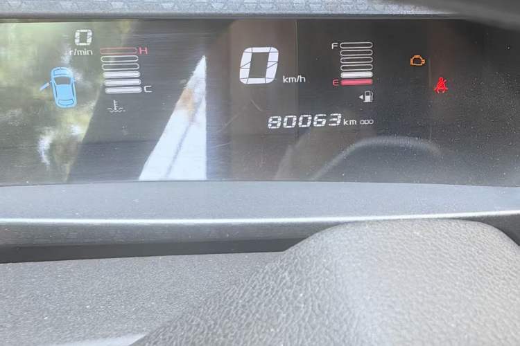 Used Geely Auto Vision X1 2017 1.3L Manual Frenzy Edition Odometer Close Up