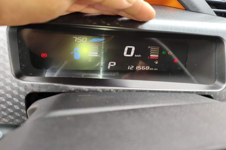 Used Geely Auto Vision X1 2017 1.3L Automatic Player Edition Odometer Close Up