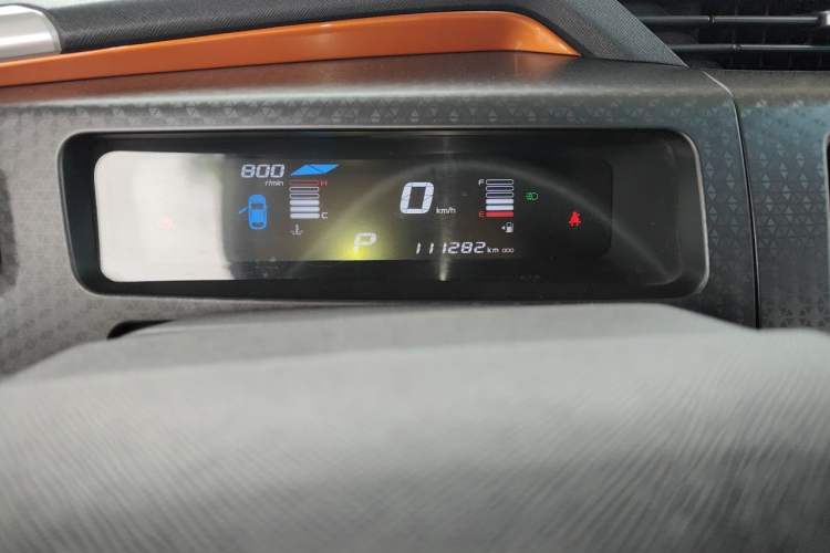 Used Geely Auto Vision X1 2017 1.3L Automatic Player Edition Odometer Close Up